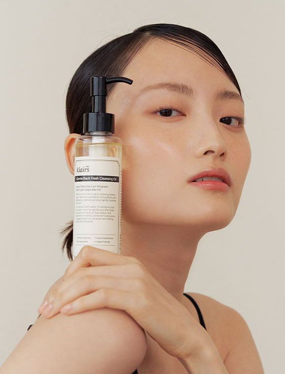 Dear Klairs Gentle Black Fresh Cleansing Oil official product photo