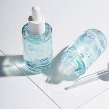 Isntree Ultra-Low Molecular Hyaluronic Acid Serum