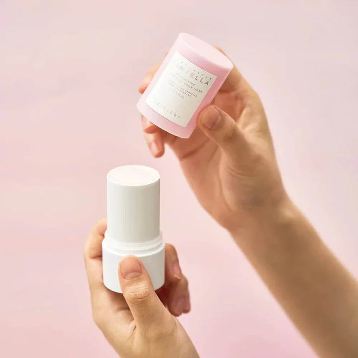 SKIN1004 Madagascar Centella Poremizing Quick Clay Stick Mask